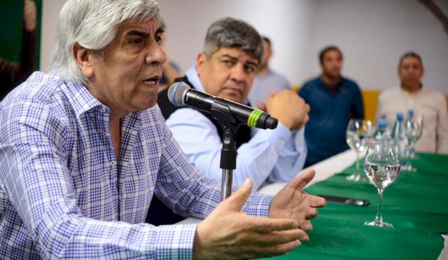 HUGO MOYANO
